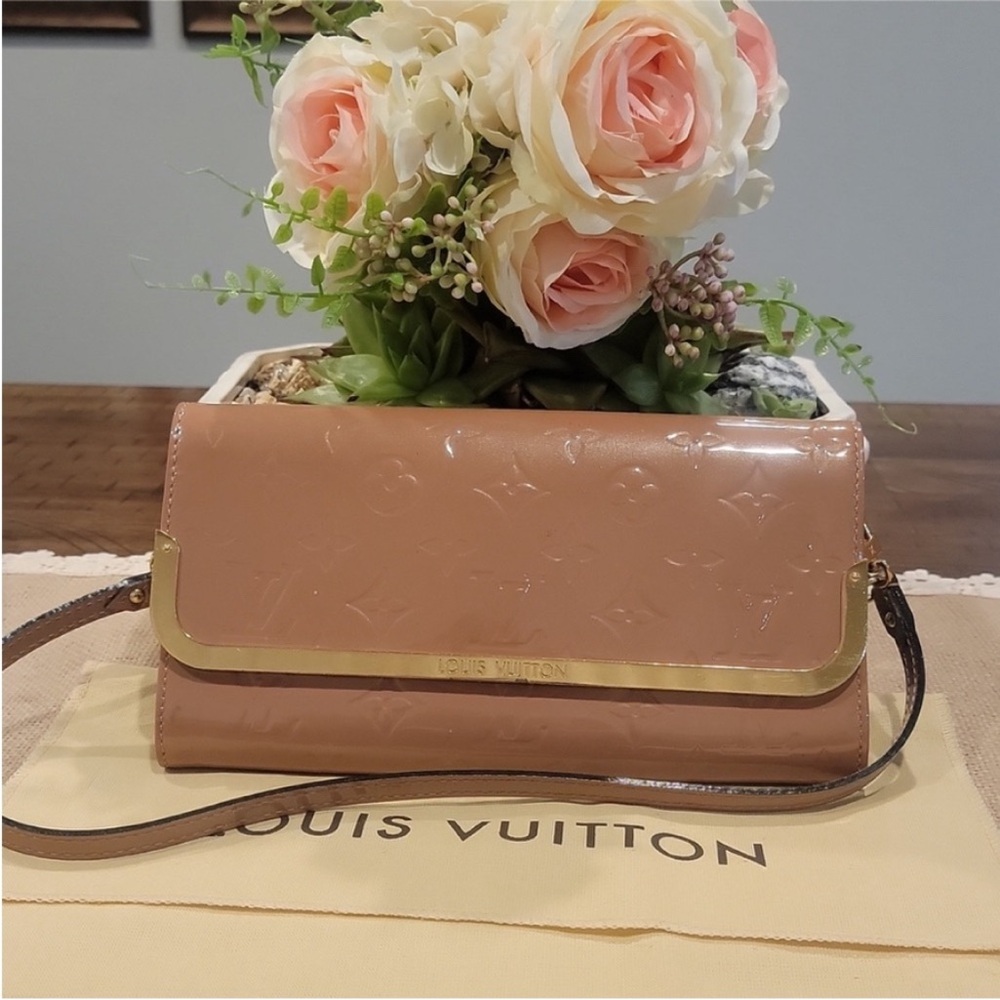 Authentic Louis Vuitton shoulder bag - Picture 2 of 2